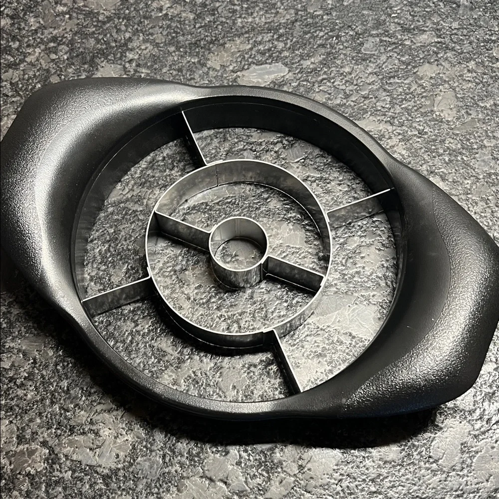 Pampered Chef effortlessly slice